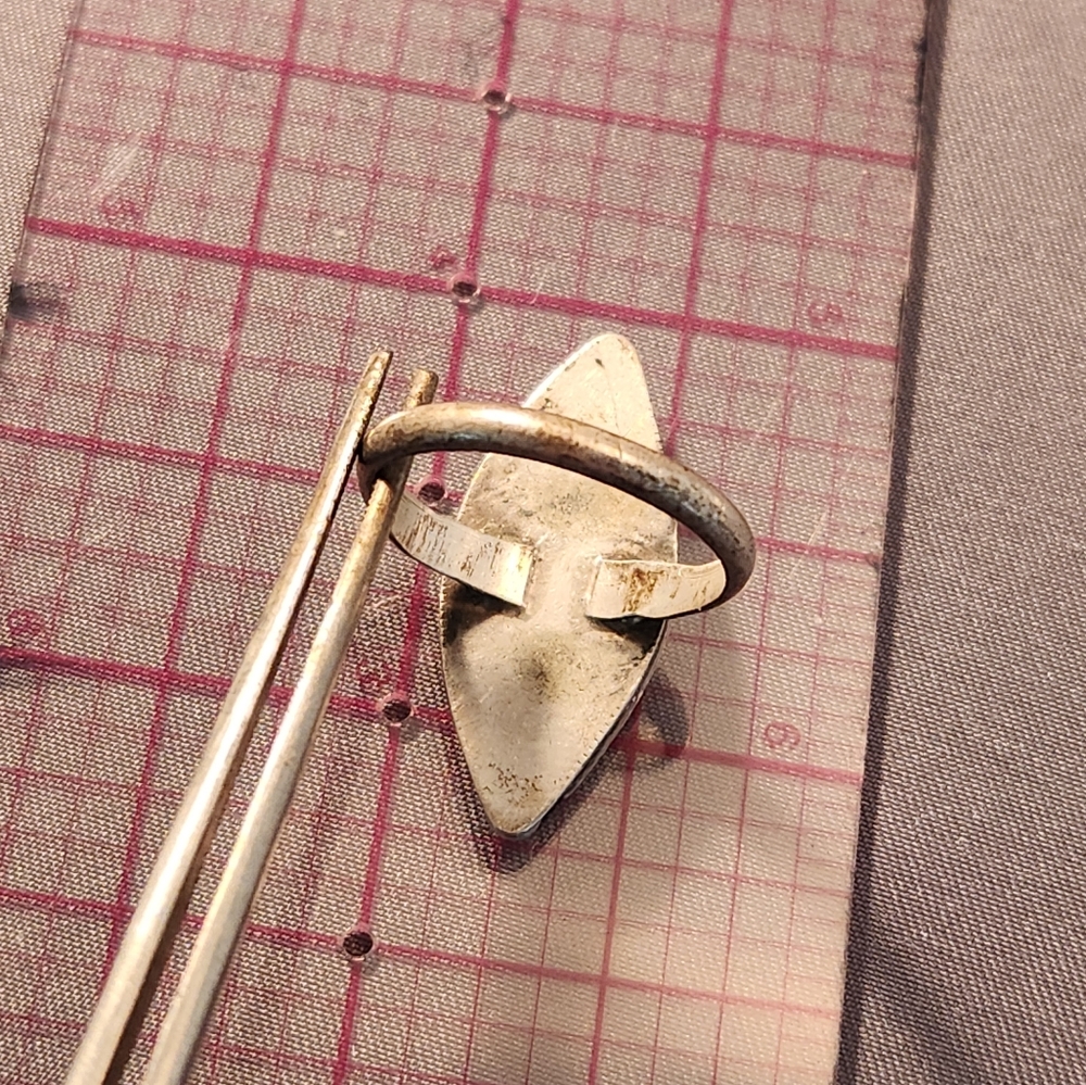 Silver Turquoise And Shell Ring - image 5